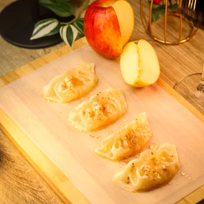 Gyozas de Manzana